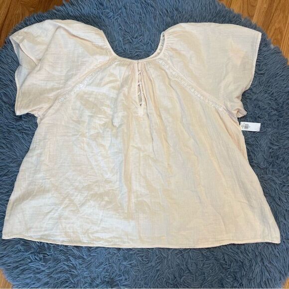 Old Navy Tops - Old Navy Gauze Cotton Cream Peach Blouse Size 4X NWT
